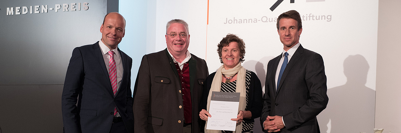 Christine Keck bei der Urkundenübergabe